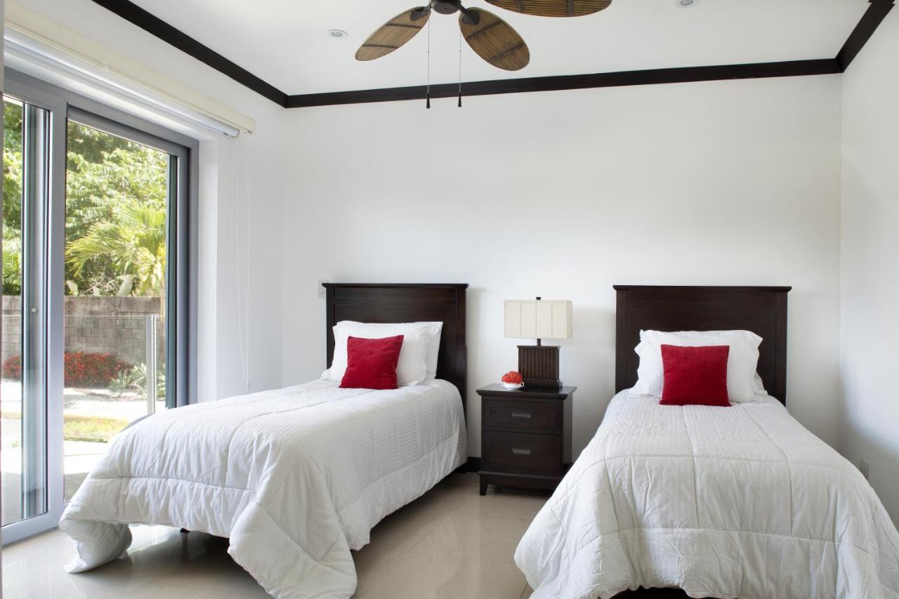 Best In Jaco Condos At Diamante Del Sol Room photo